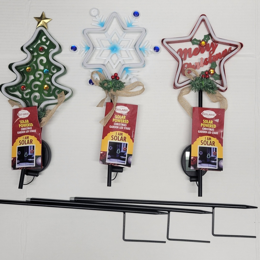 Solaris - Set of 3- Solar Powered Christmas Garden LED stakes